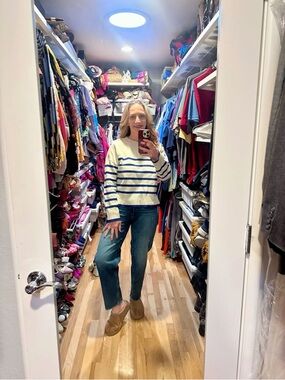 Mossimo Dutti Striped Blue and Cream Button Shoulder Sweater Women’s M